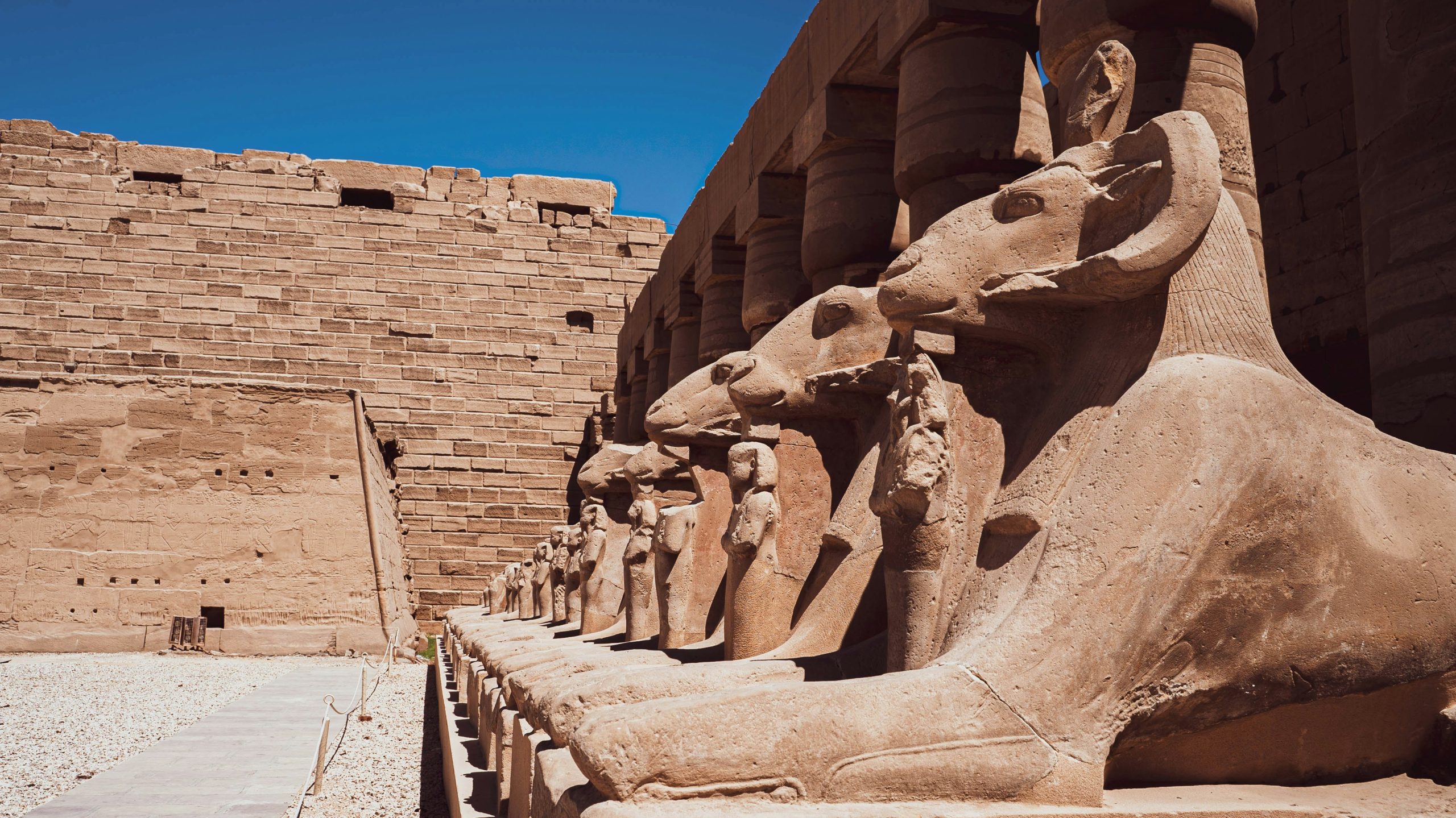 discover the ancient wonders of luxor temples and their breathtaking architecture in the heart of egypt.
